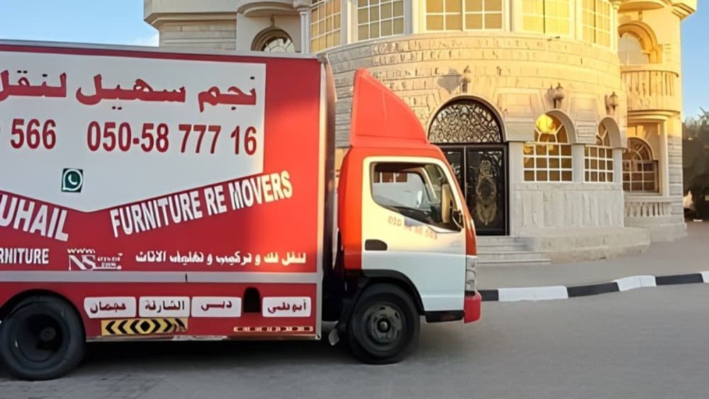 villa moving company in dubai truck outside villa